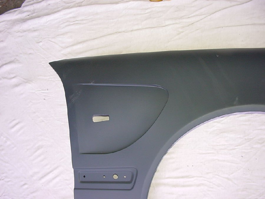 Sport_Kotfluegel_Mercedes-Benz_E-Klasse_W210_air course.jpg32.JPG